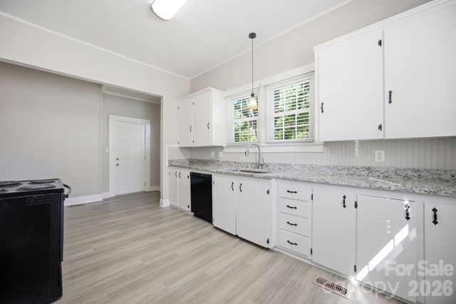 306 York Avenue, Kannapolis, NC 28083