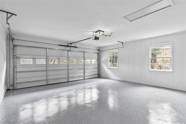 2802 Lakeview Court, Buford, GA 30519