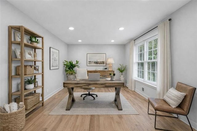 2802 Lakeview Court, Buford, GA 30519