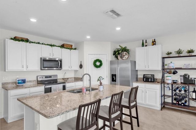 2826 VAN AMBER COURT, Lakeland, FL 33811