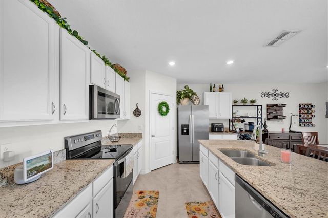 2826 VAN AMBER COURT, Lakeland, FL 33811