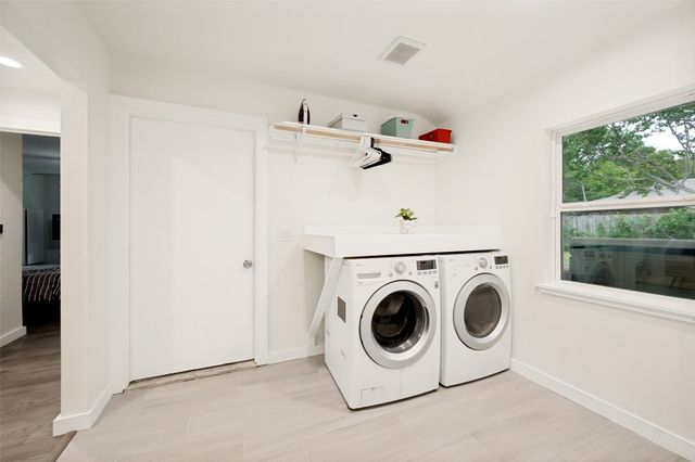 10349 Carry Back Circle, Dallas, TX 75229