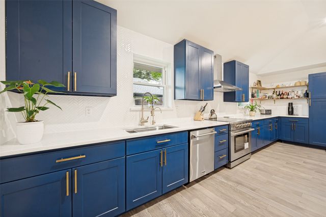 10349 Carry Back Circle, Dallas, TX 75229