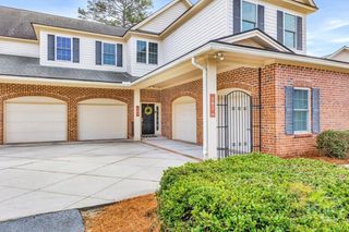 104 Woodside Crossing, Savannah, GA 31405