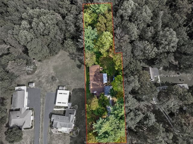 1812 Ridge Rd, Jeannette, PA 15644