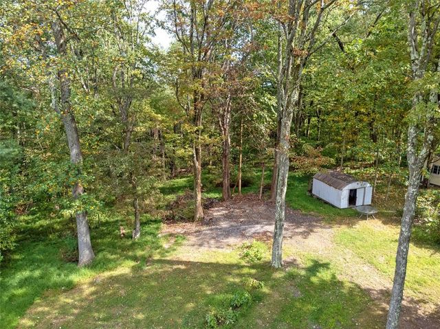 1812 Ridge Rd, Jeannette, PA 15644