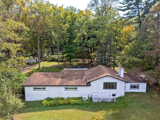 1812 Ridge Rd, Jeannette, PA 15644