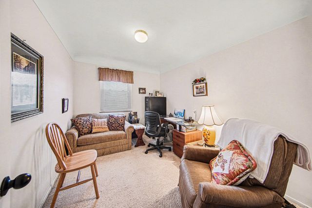 2175 Pioneer Drive, Jackson, MI 49201