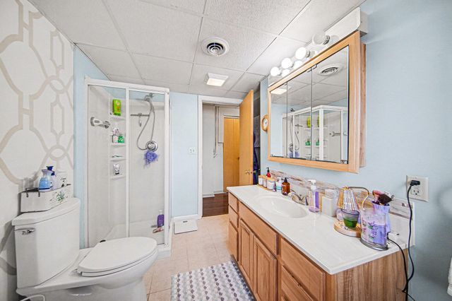 2175 Pioneer Drive, Jackson, MI 49201