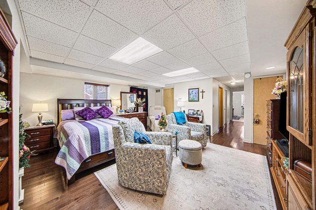 2175 Pioneer Drive, Jackson, MI 49201