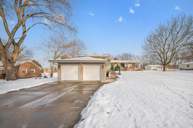 2175 Pioneer Drive, Jackson, MI 49201