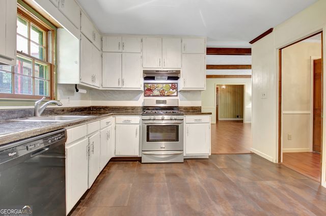 217 Ginger Cake Road, Fayetteville, GA 30214