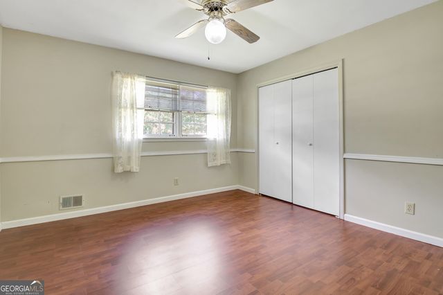 217 Ginger Cake Road, Fayetteville, GA 30214