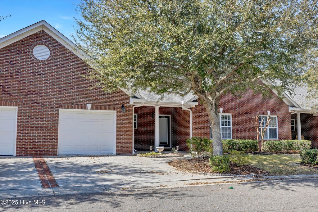 6034 Banded Tulip Drive, Wilmington, NC 28412