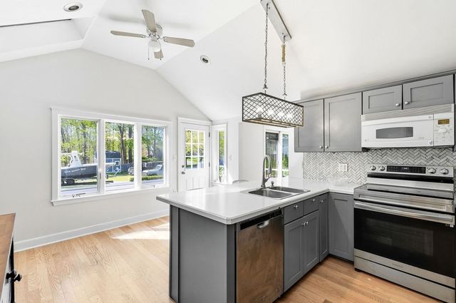11 Duncan Dr, Norwell, MA 02061