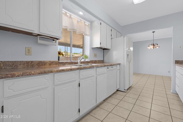7906 E KIOWA Avenue, Mesa, AZ 85209