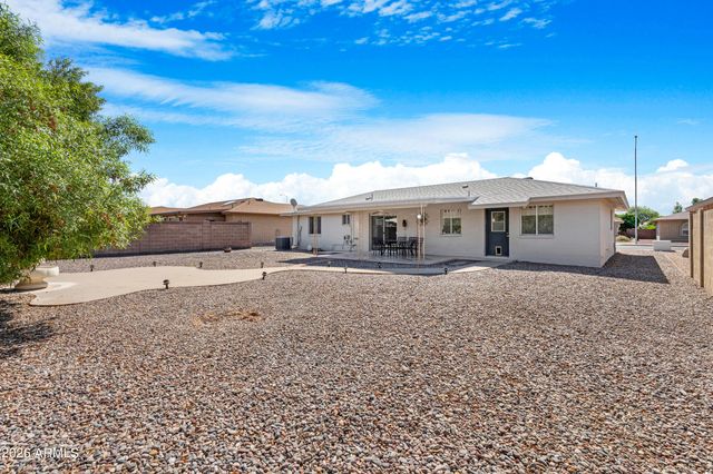 7906 E KIOWA Avenue, Mesa, AZ 85209