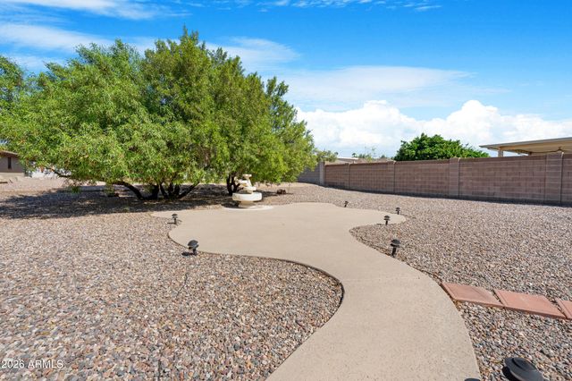 7906 E KIOWA Avenue, Mesa, AZ 85209