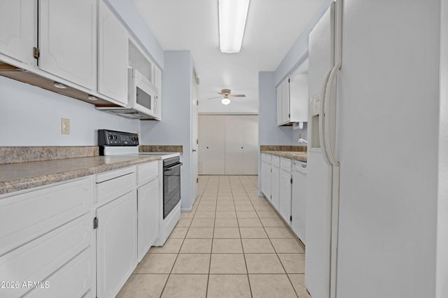 7906 E KIOWA Avenue, Mesa, AZ 85209