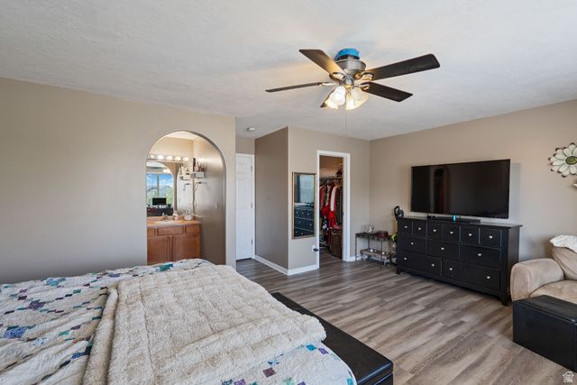 595 N BANBURY CIR, North Salt Lake, UT 84054