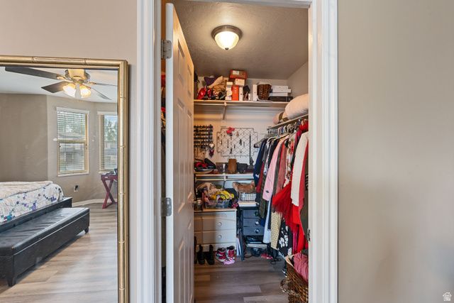 595 N BANBURY CIR, North Salt Lake, UT 84054