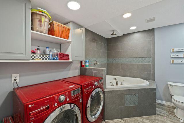 595 N BANBURY CIR, North Salt Lake, UT 84054
