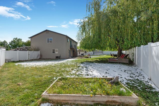595 N BANBURY CIR, North Salt Lake, UT 84054