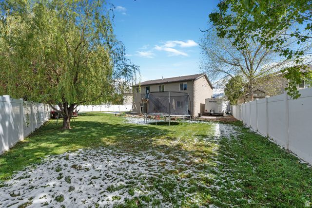 595 N BANBURY CIR, North Salt Lake, UT 84054