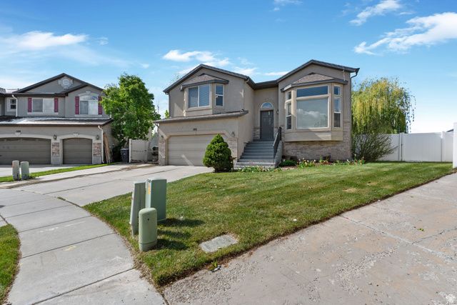 595 N BANBURY CIR, North Salt Lake, UT 84054