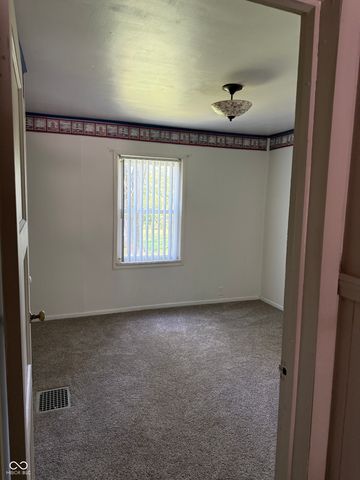 9168 S State Road 9, Flat Rock, IN 47234