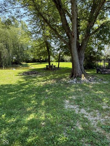 9168 S State Road 9, Flat Rock, IN 47234