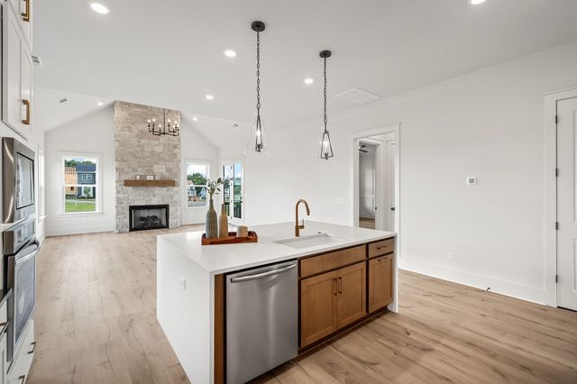 5200 Fairhaven Ct, Thompsons Station, TN 37179