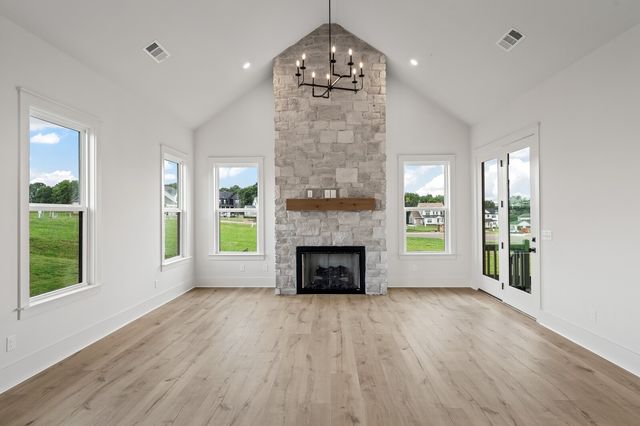 5200 Fairhaven Ct, Thompsons Station, TN 37179