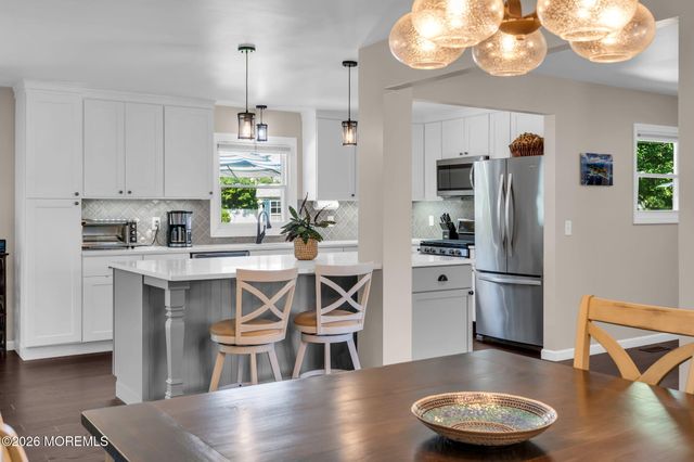 1126 Overlook Drive, Toms River, NJ 08753