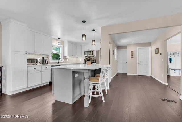 1126 Overlook Drive, Toms River, NJ 08753