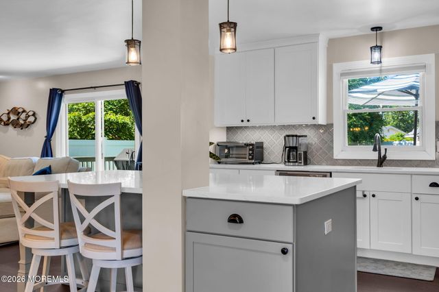 1126 Overlook Drive, Toms River, NJ 08753