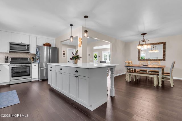 1126 Overlook Drive, Toms River, NJ 08753