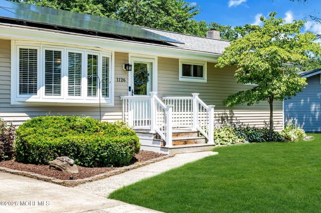 1126 Overlook Drive, Toms River, NJ 08753