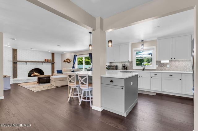 1126 Overlook Drive, Toms River, NJ 08753