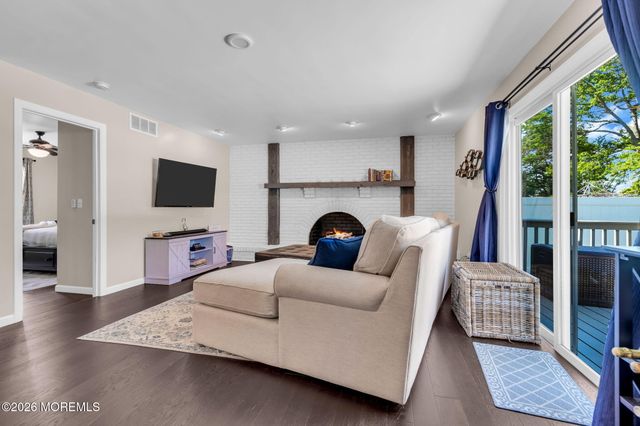 1126 Overlook Drive, Toms River, NJ 08753