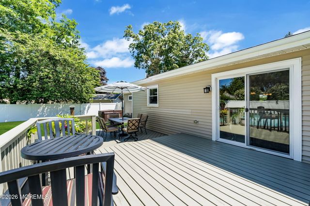 1126 Overlook Drive, Toms River, NJ 08753