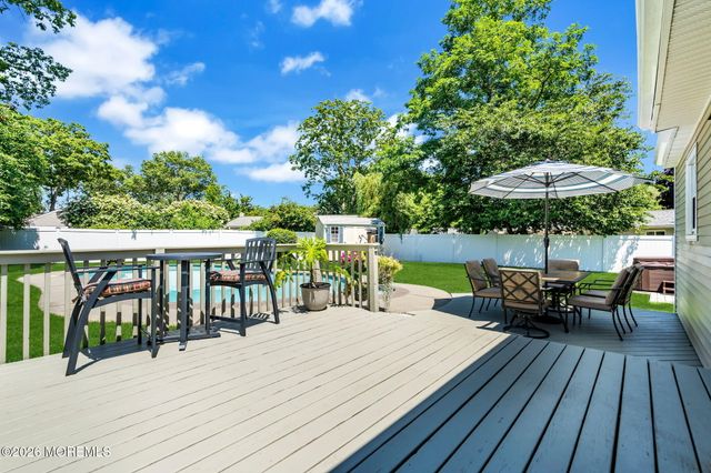 1126 Overlook Drive, Toms River, NJ 08753