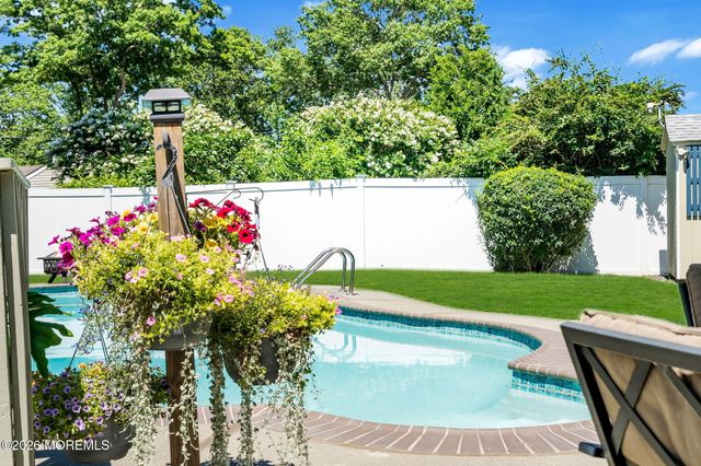 1126 Overlook Drive, Toms River, NJ 08753