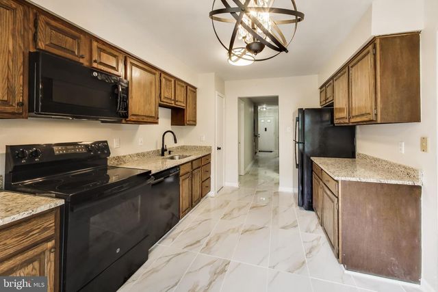 7709 HEATHERTON LN, Potomac, MD 20854