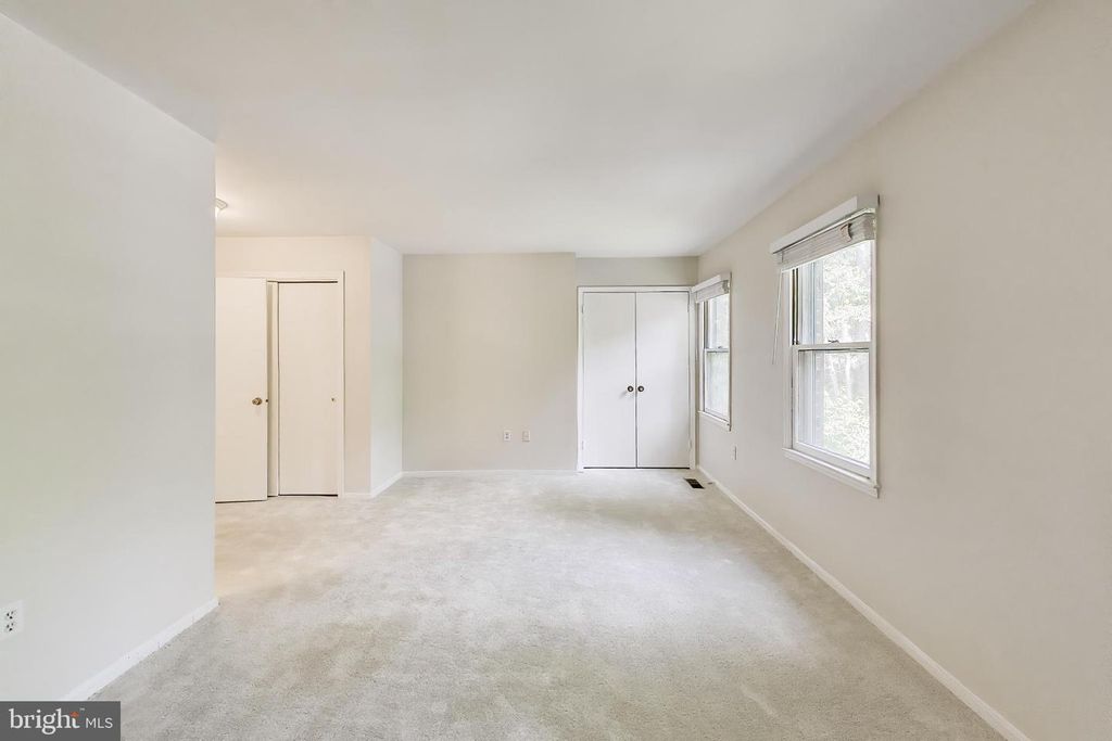 Image 21 of property listing at 7709 HEATHERTON LN, Potomac, MD 20854