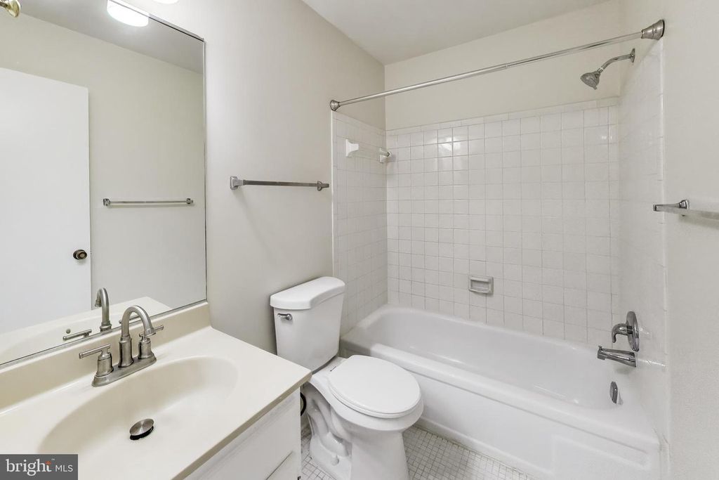 Image 27 of property listing at 7709 HEATHERTON LN, Potomac, MD 20854