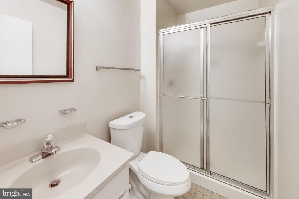 Image 31 of property listing at 7709 HEATHERTON LN, Potomac, MD 20854