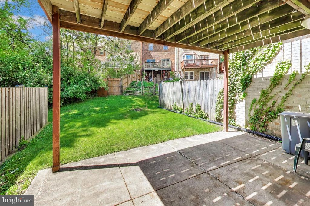 Image 34 of property listing at 7709 HEATHERTON LN, Potomac, MD 20854