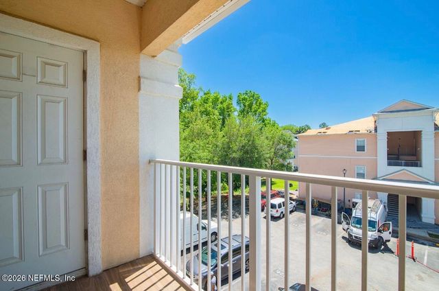 8235 LOBSTER BAY Court 305, Jacksonville, FL 32256