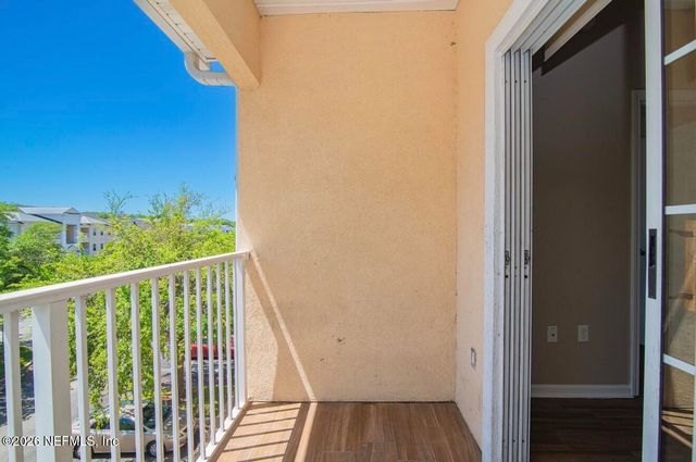 8235 LOBSTER BAY Court 305, Jacksonville, FL 32256